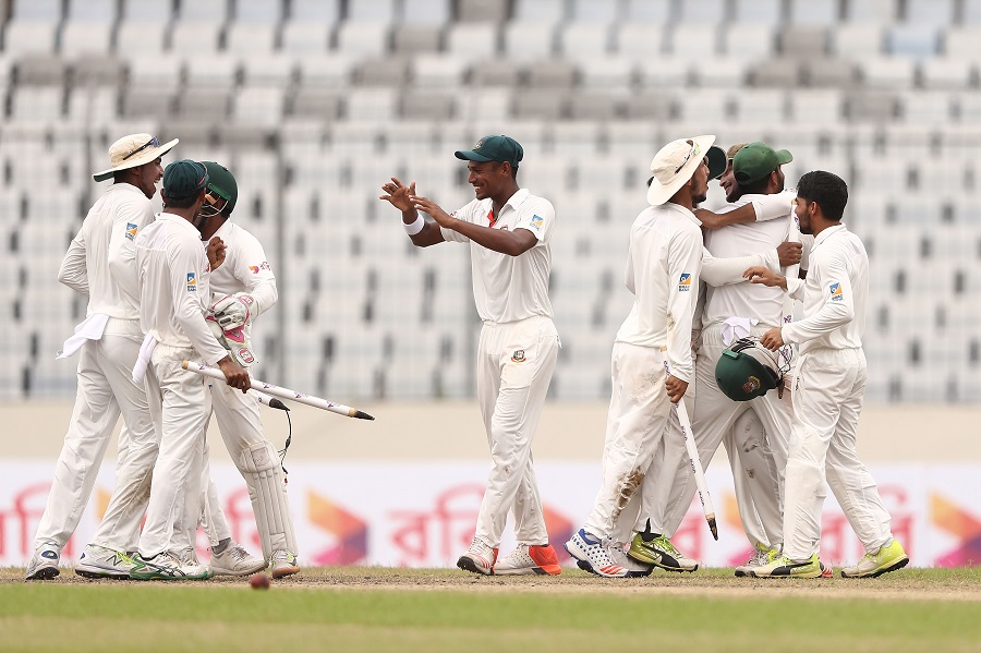 MIRPUR, BANGLADESH - AUGUST 30:  Bangladesh celebrate after they defeated Australia during day four of the First Test match between Bangladesh and Australia at Shere Bangla National Stadium on August 30, 2017 in Mirpur, Bangladesh.  (Photo by Robert Cianflone/Getty Images)