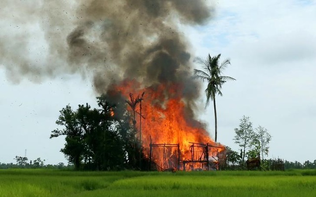 Rohingya+Fire1