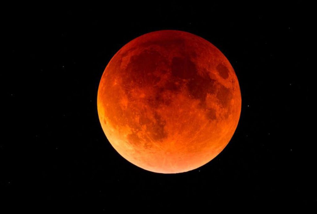 https _blogs-images.forbes.com_trevornace_files_2018_07_lunar-eclipse-1