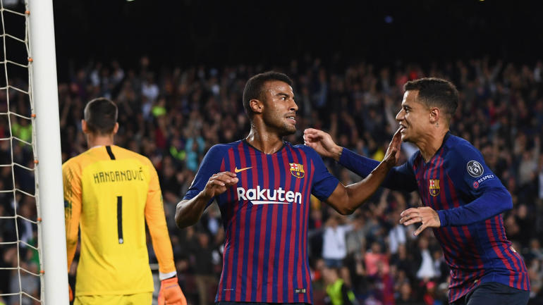 BARCELONA, SPAIN - OCTOBER 24:  Rafinha of FC Barcelona celebrates after scoring the opening goal during the Group B match of the UEFA Champions League between FC Barcelona and FC Internazionale at Camp Nou on October 24, 2018 in Barcelona, Spain.  (Photo by Claudio Villa - Inter/Inter via Getty Images)