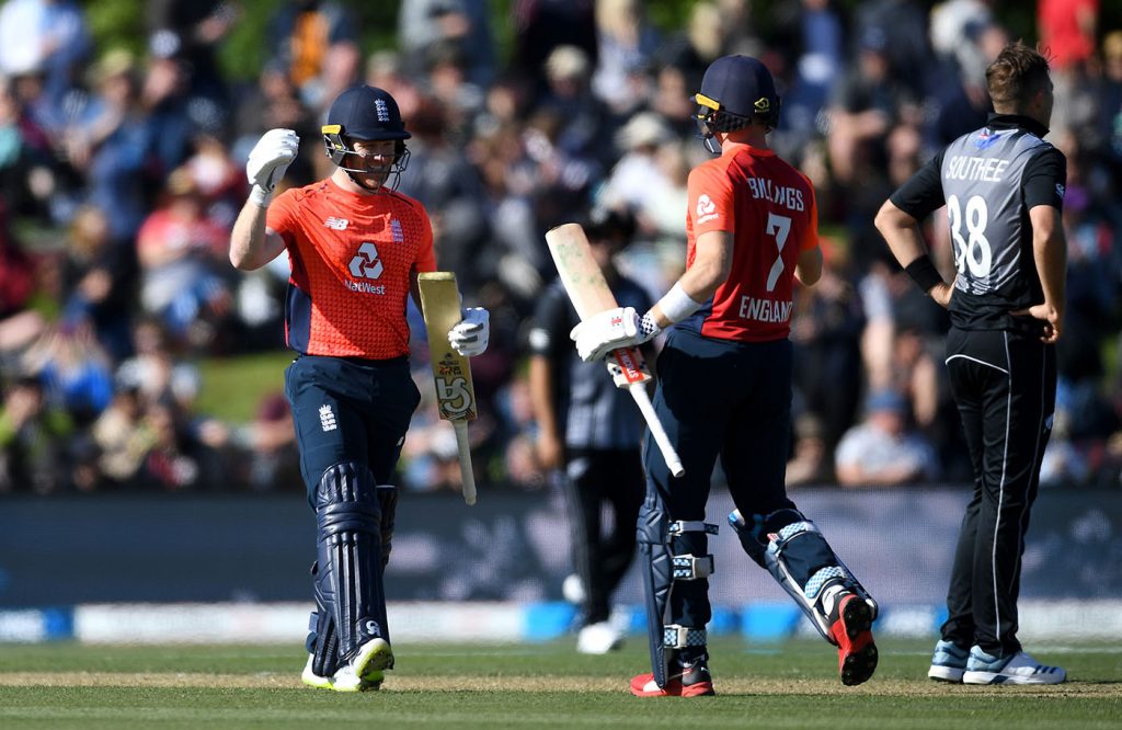 CHRISTCHURCH, NEW ZEALAND - NOVEMBER 01: England captain Eoin Morgan and Sam Billings celebrate winning game one of the Twenty20 International series between New Zealand and England at Hagley Oval on November 01, 2019 in Christchurch, New Zealand. (Photo by Gareth Copley/Getty Images)