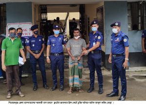 Pirojpur Picture- robbery arrested-1